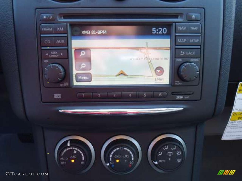 2011 Rogue SV - Platinum Graphite / Gray photo #8