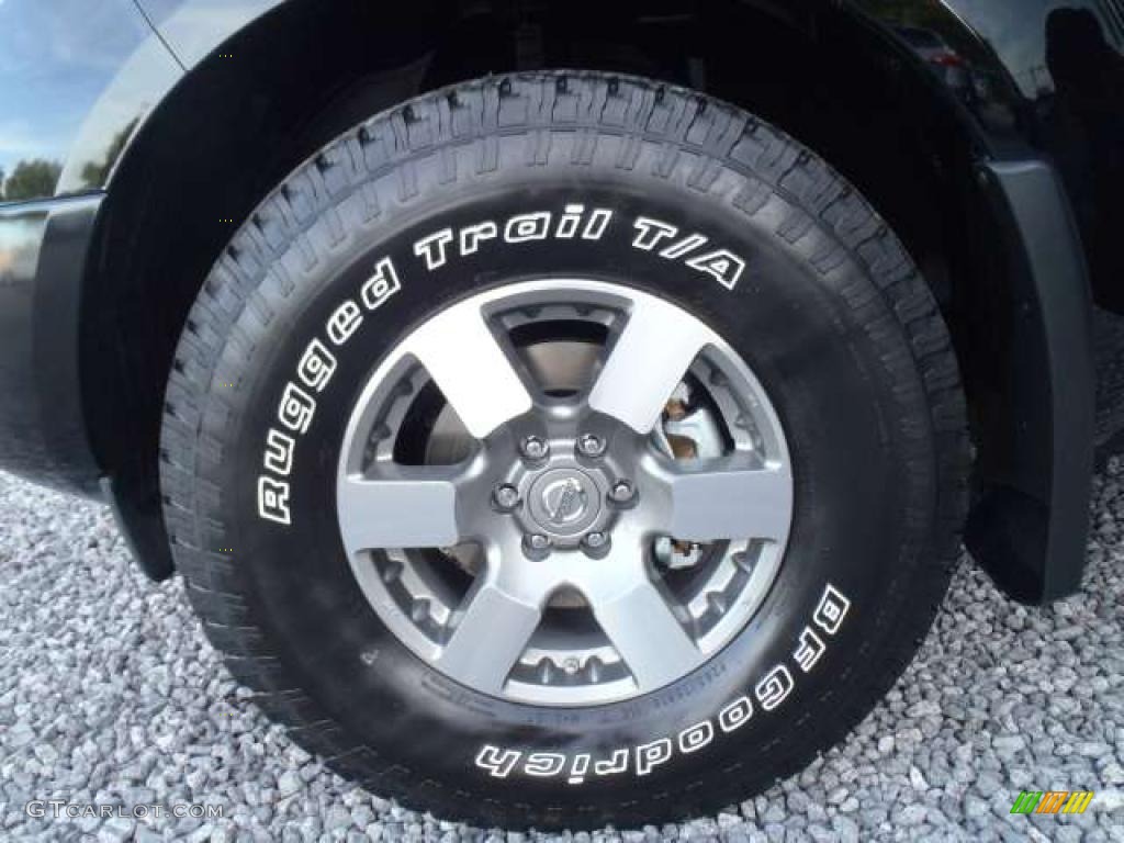 2011 Nissan Frontier Pro-4X Crew Cab Wheel Photo #38799119