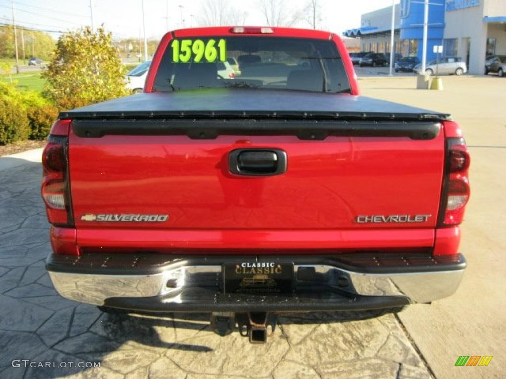 2004 Silverado 1500 Z71 Extended Cab 4x4 - Victory Red / Medium Gray photo #8