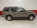 Storm Gray Metallic - Pathfinder SE Photo No. 3