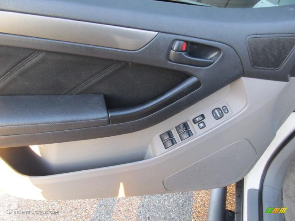 2006 Toyota 4Runner Sport Edition 4x4 Stone Gray Door Panel Photo #38801884
