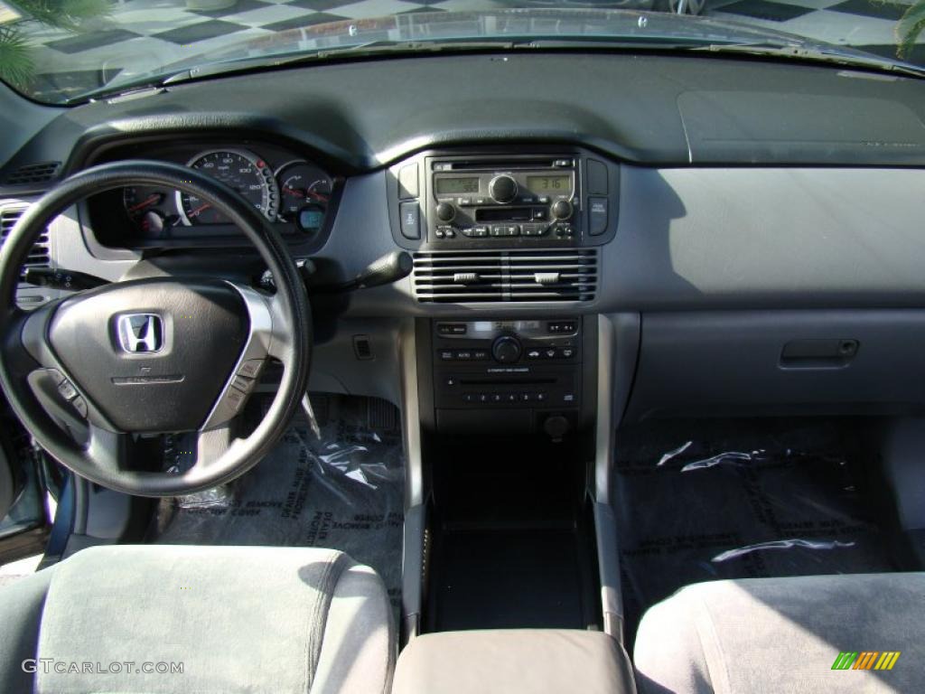 2005 Honda Pilot EX 4WD Gray Dashboard Photo #38802744