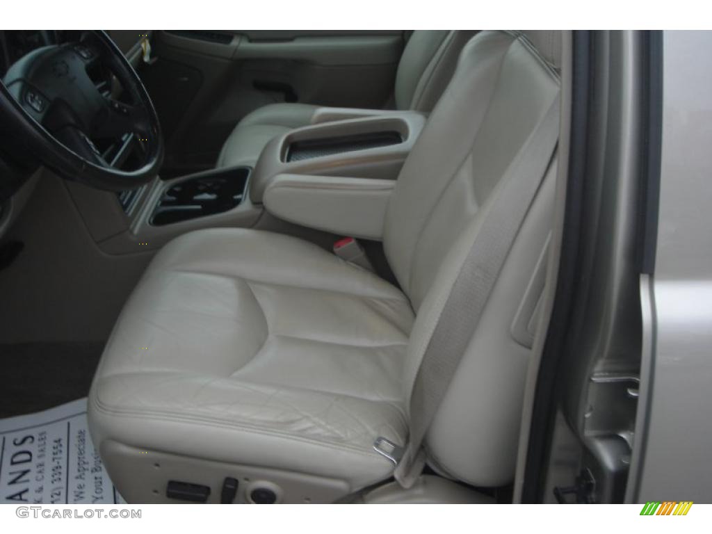 2003 Suburban 1500 LT 4x4 - Light Pewter Metallic / Tan/Neutral photo #25