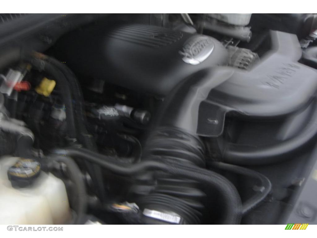 2003 Suburban 1500 LT 4x4 - Light Pewter Metallic / Tan/Neutral photo #53