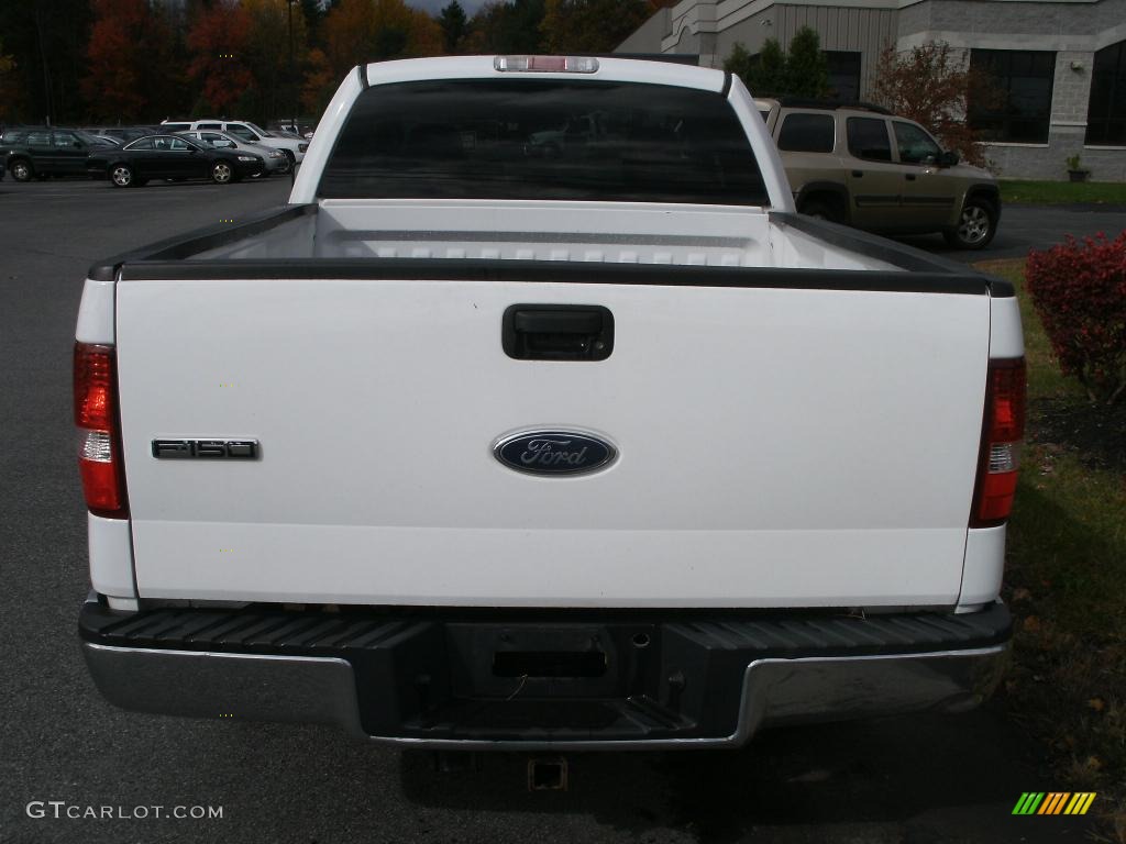 2005 F150 XLT SuperCab 4x4 - Oxford White / Medium Flint Grey photo #5