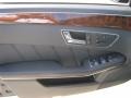 Black - E 350 Sedan Photo No. 3