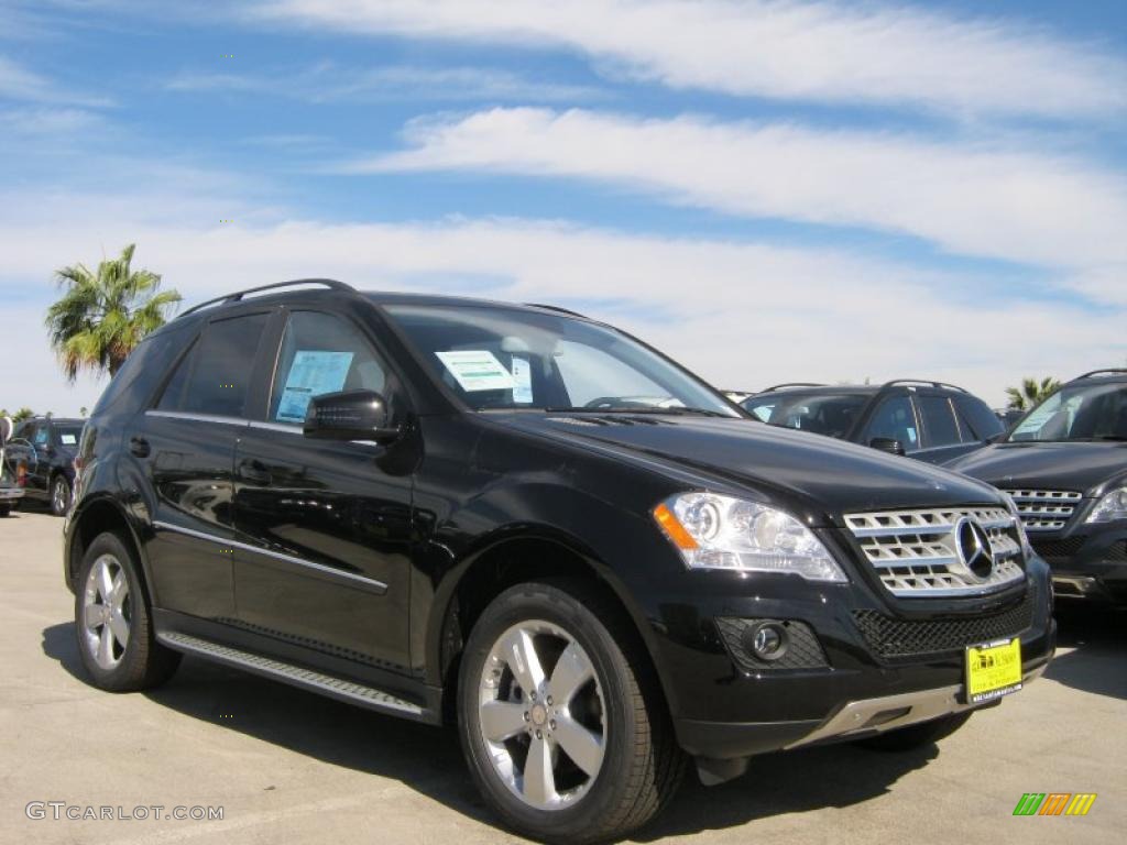 2011 ML 350 - Black / Black photo #1