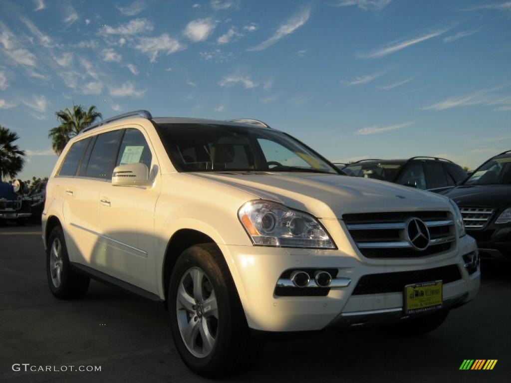 2011 GL 450 4Matic - Diamond White Metallic / Cashmere photo #1