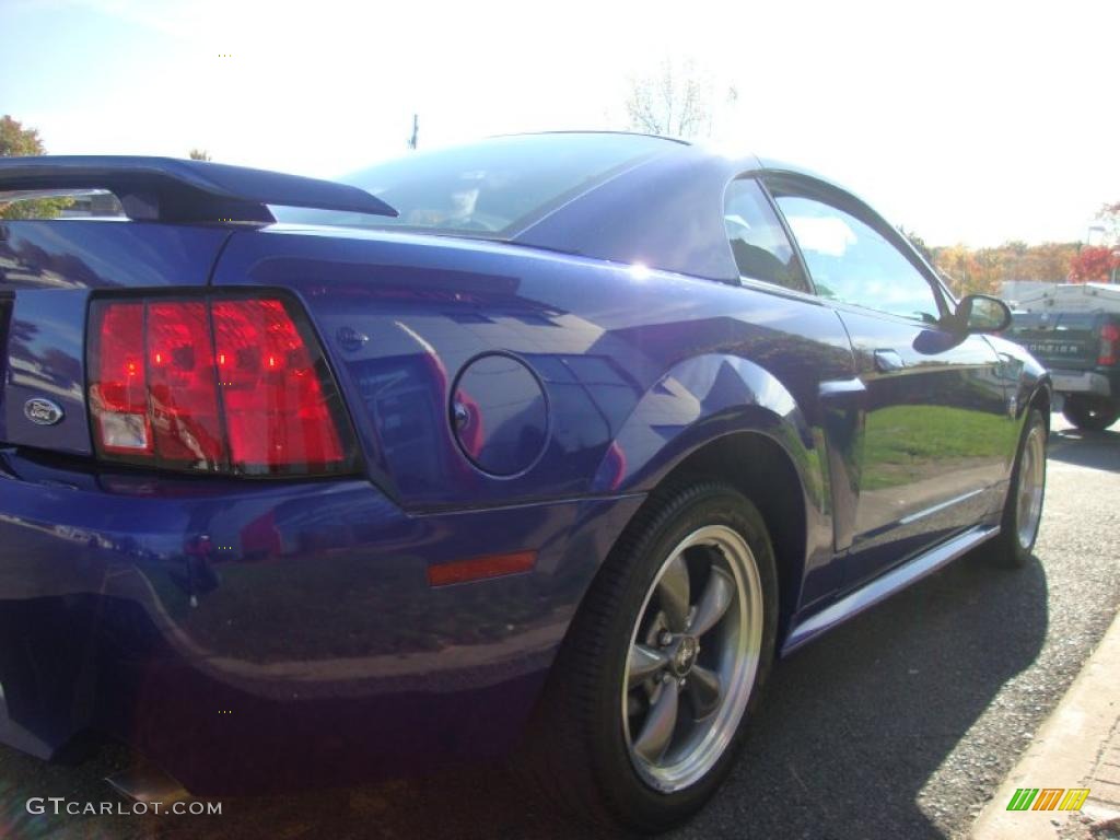 2004 Mustang GT Coupe - Sonic Blue Metallic / Dark Charcoal photo #9