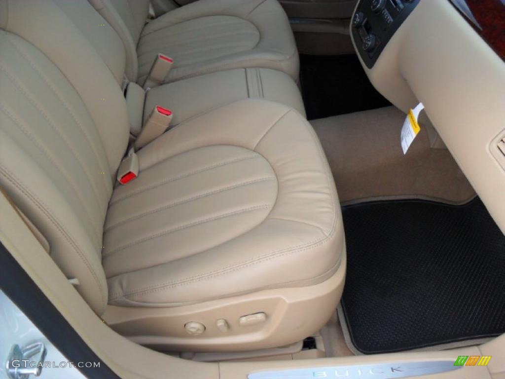 Cocoa/Cashmere Interior 2011 Buick Lucerne CXL Photo #38809180