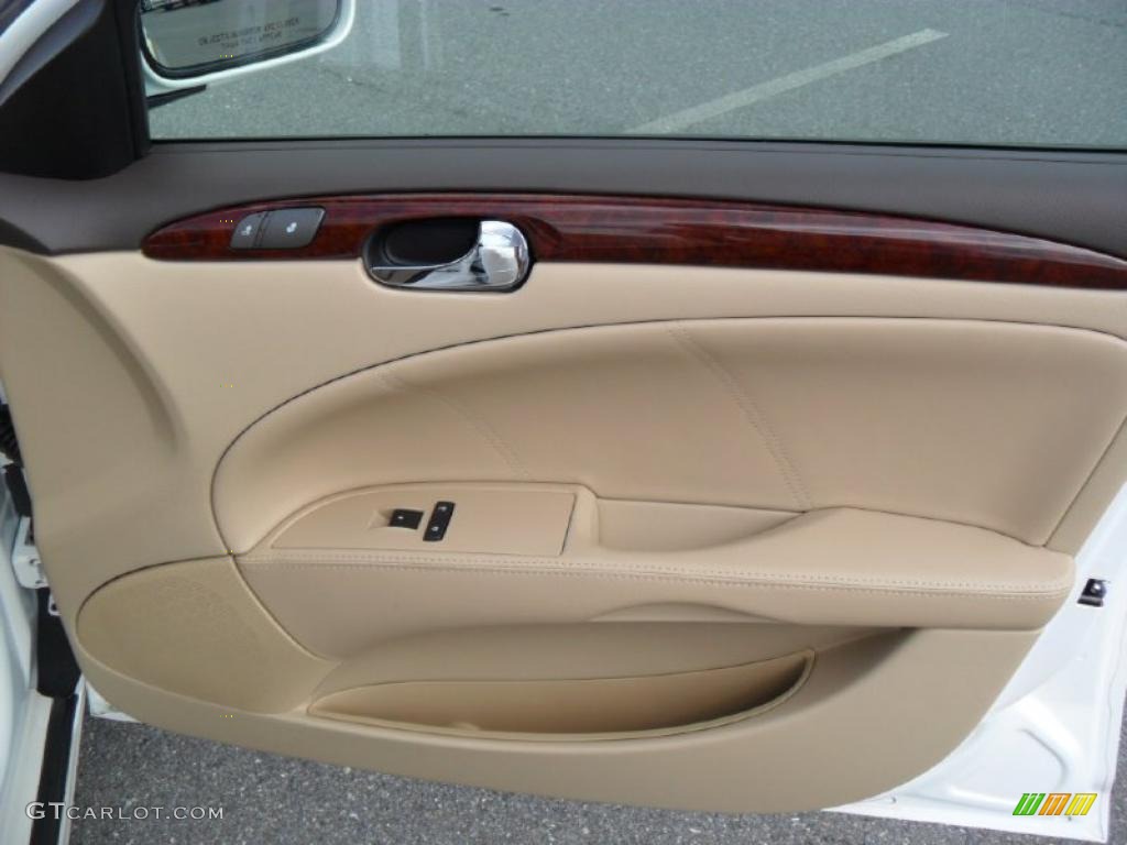 2011 Buick Lucerne CXL Cocoa/Cashmere Door Panel Photo #38809212