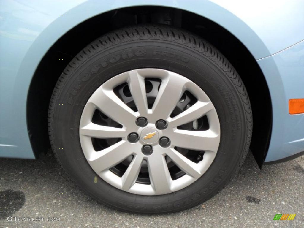 2011 Chevrolet Cruze LS Wheel Photo #38809624