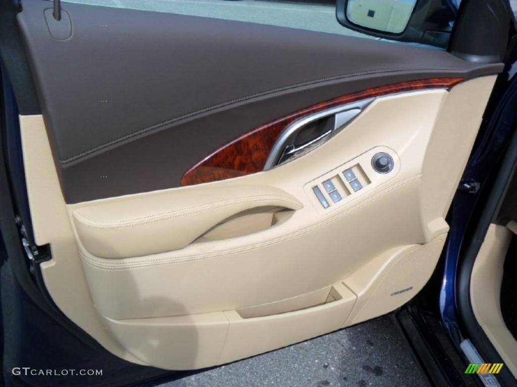 2011 Buick LaCrosse CXS Cocoa/Cashmere Door Panel Photo #38809816