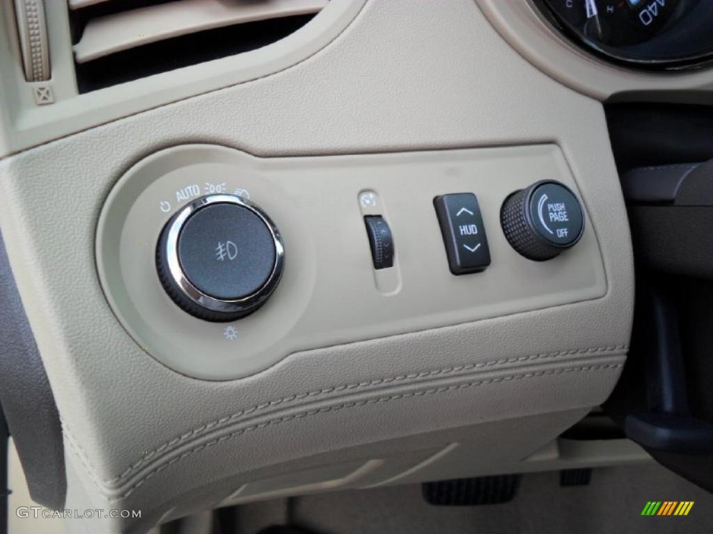 2011 Buick LaCrosse CXS Controls Photo #38810668