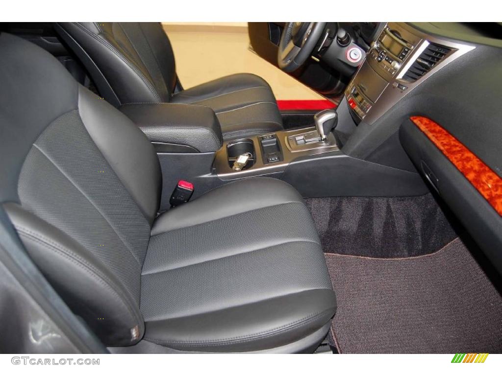 Off Black Interior 2010 Subaru Outback 2.5i Limited Wagon Photo #38813508