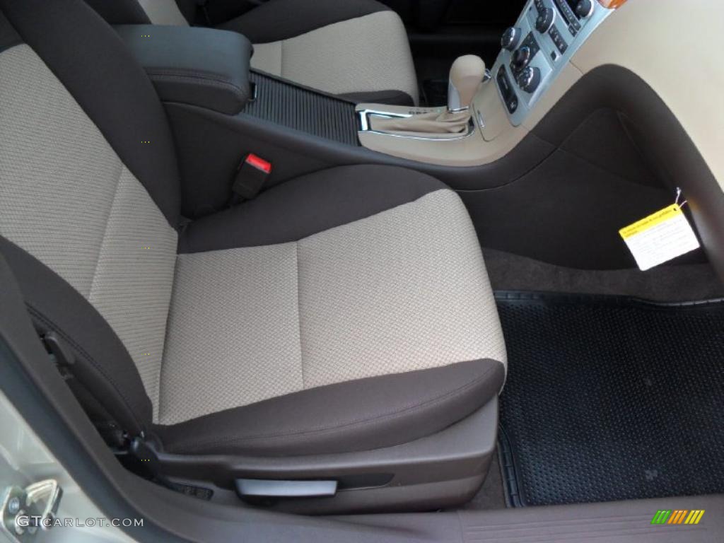 2011 Malibu LT - Gold Mist Metallic / Cocoa/Cashmere photo #20