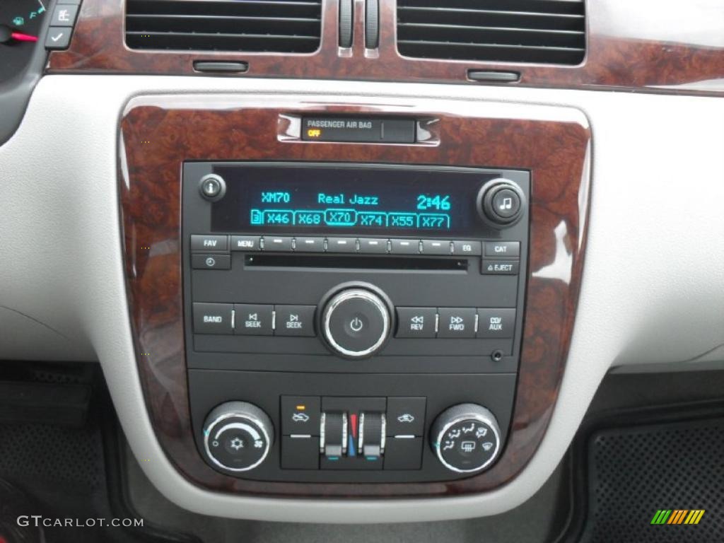 2011 Impala LT - Silver Ice Metallic / Gray photo #10