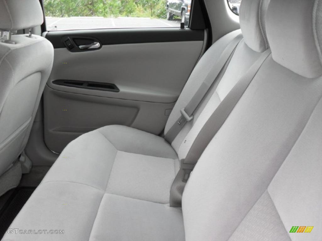 2011 Impala LT - Silver Ice Metallic / Gray photo #14