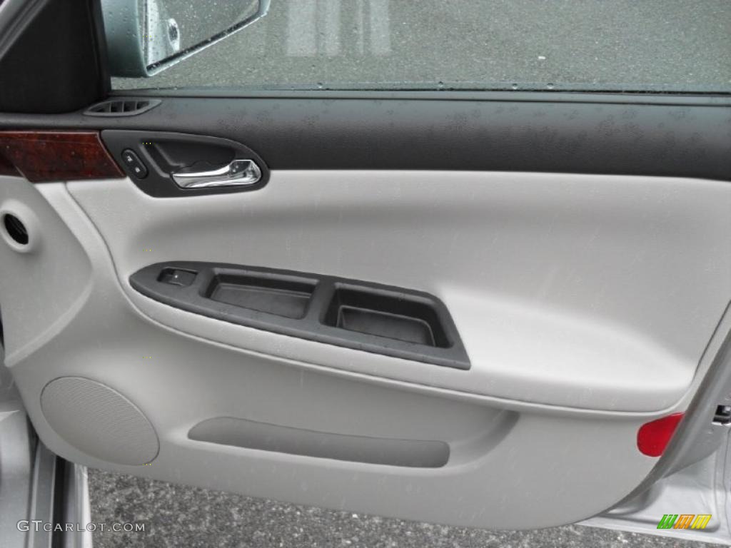 2011 Impala LT - Silver Ice Metallic / Gray photo #21
