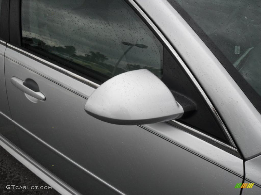 2011 Impala LT - Silver Ice Metallic / Gray photo #22