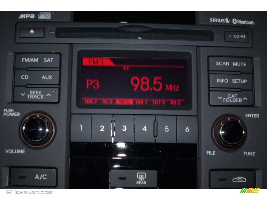 2011 Kia Forte EX 5 Door Controls Photo #38814756