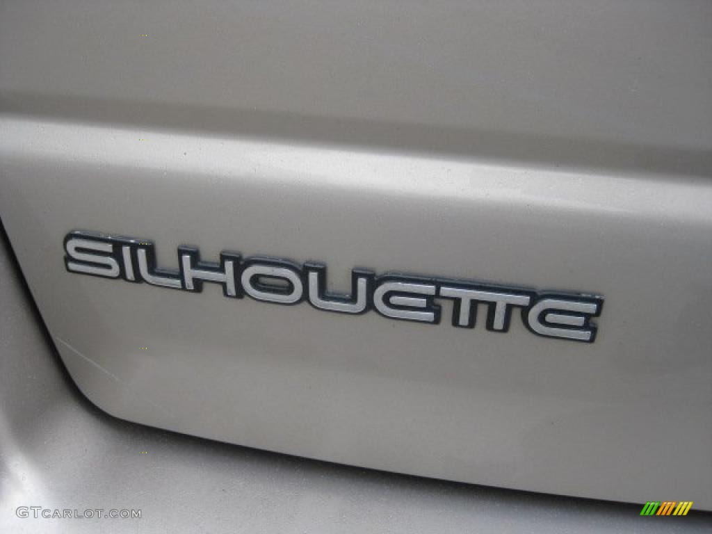 2004 Oldsmobile Silhouette Premier Marks and Logos Photos