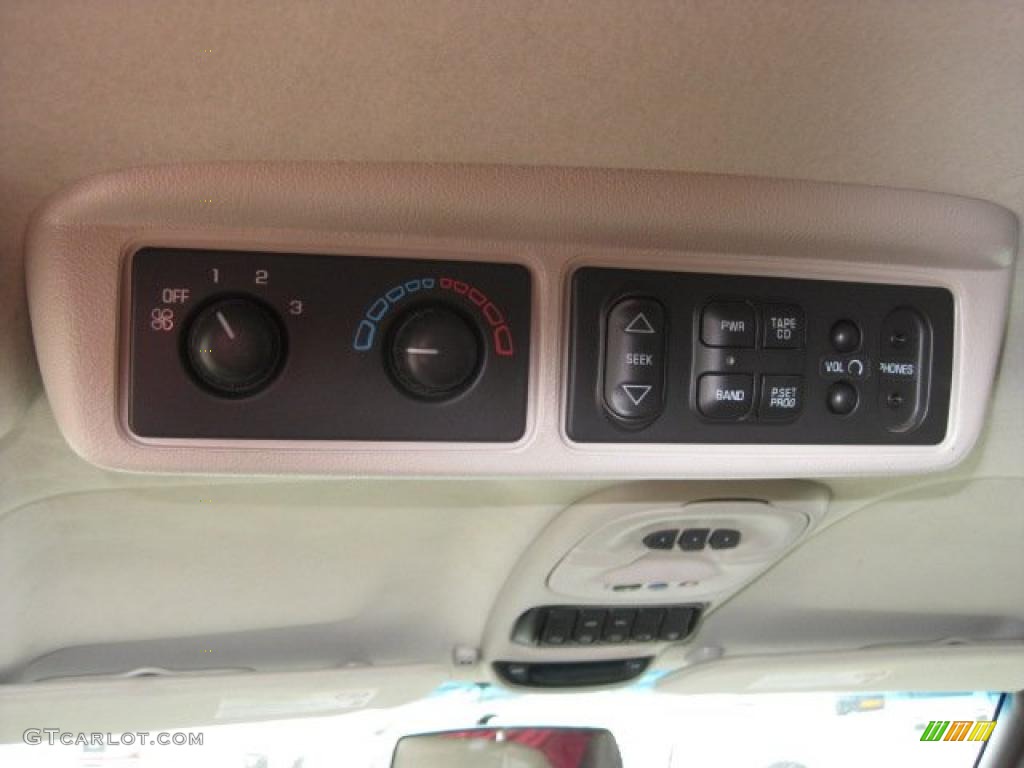 2004 Oldsmobile Silhouette Premier Controls Photo #38815424