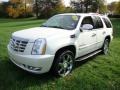 White Diamond - Escalade AWD Photo No. 2