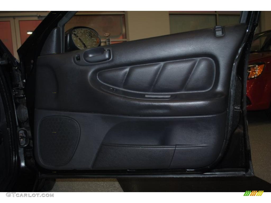 2003 Sebring LX Sedan - Black / Dark Slate Gray photo #46