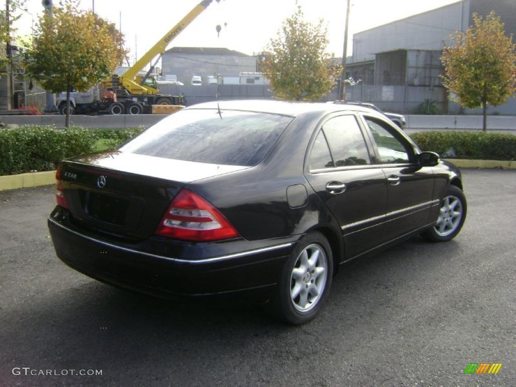 2003 C 240 Sedan - Black / Charcoal photo #4