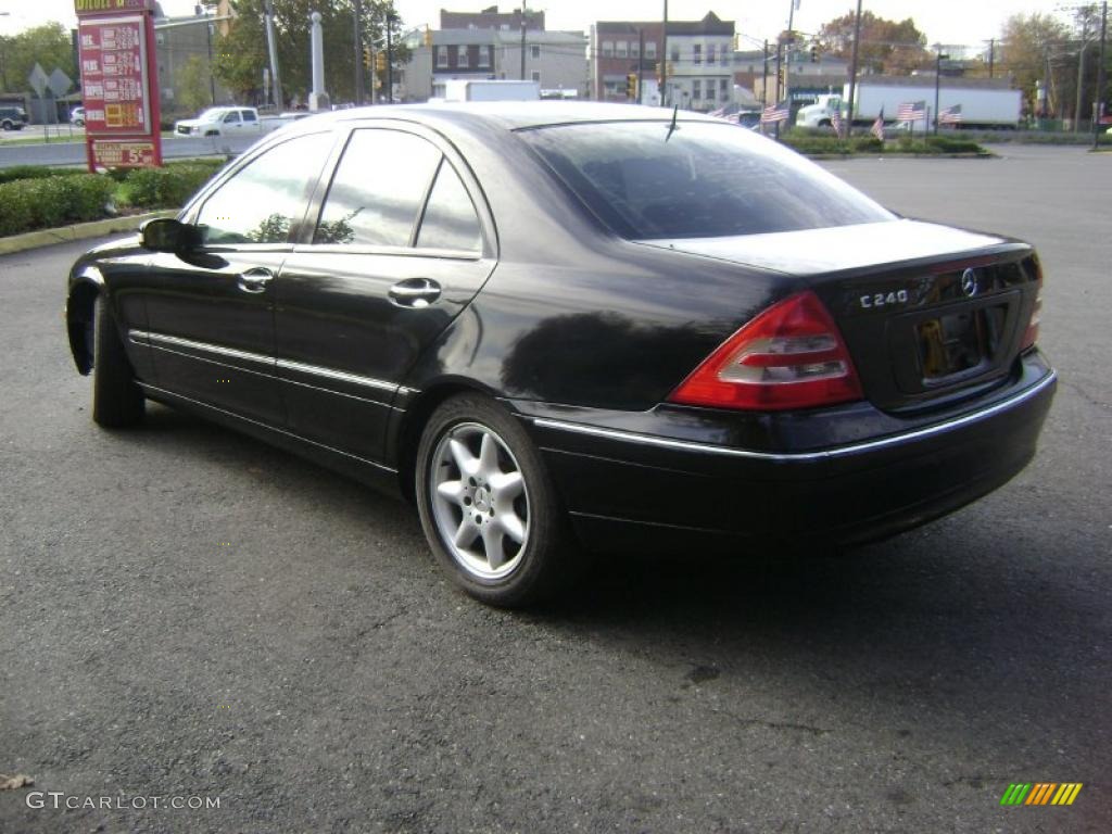 2003 C 240 Sedan - Black / Charcoal photo #5