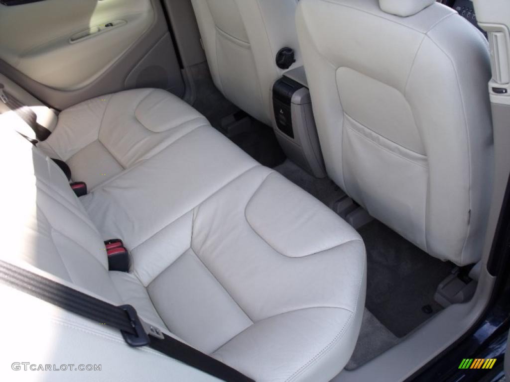 Taupe/Light Taupe Interior 2007 Volvo S60 2.5T AWD Photo #38818844