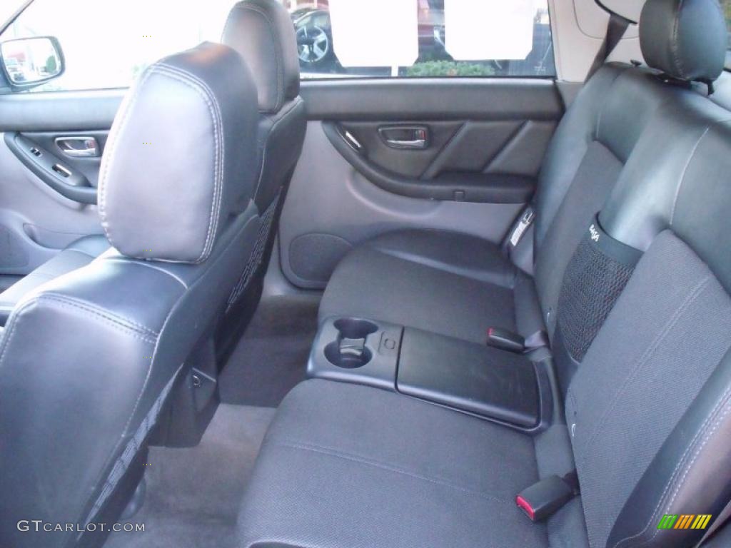 Medium Gray Interior 2005 Subaru Baja Turbo Photo #38819472