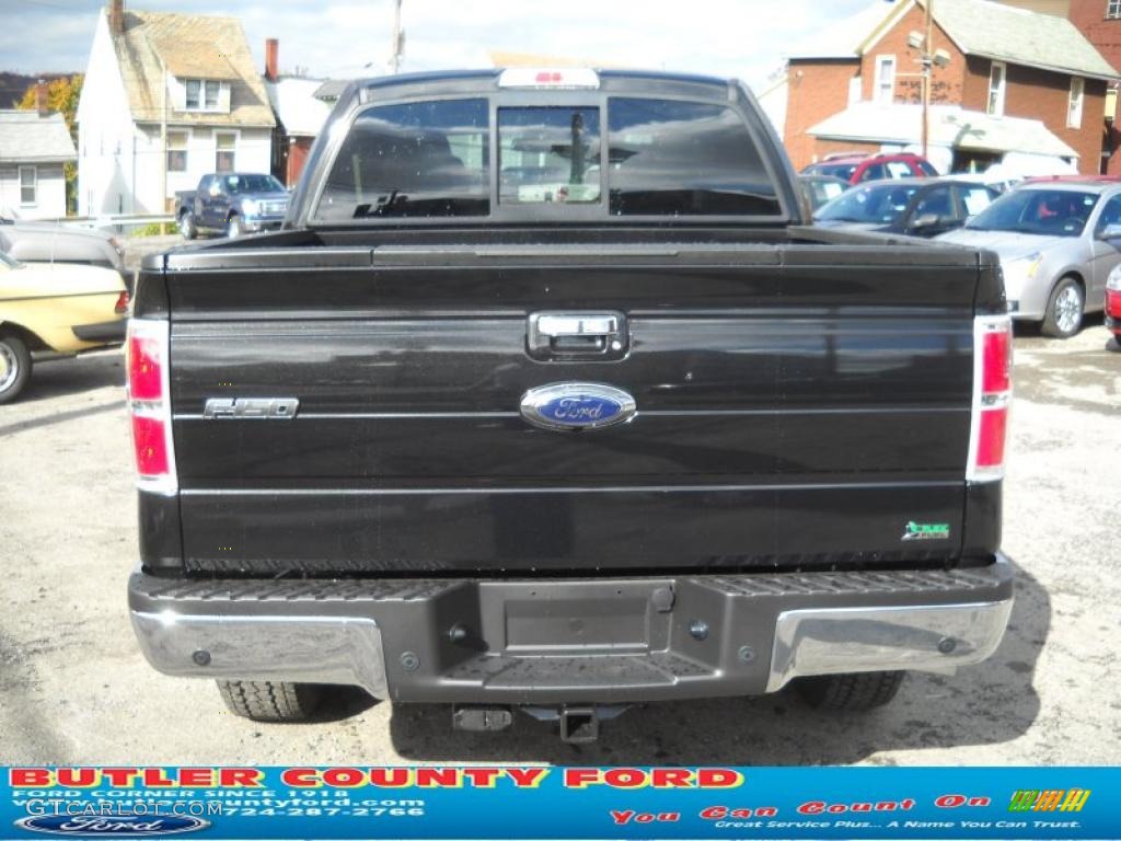 2010 F150 Lariat SuperCrew 4x4 - Tuxedo Black / Black photo #4