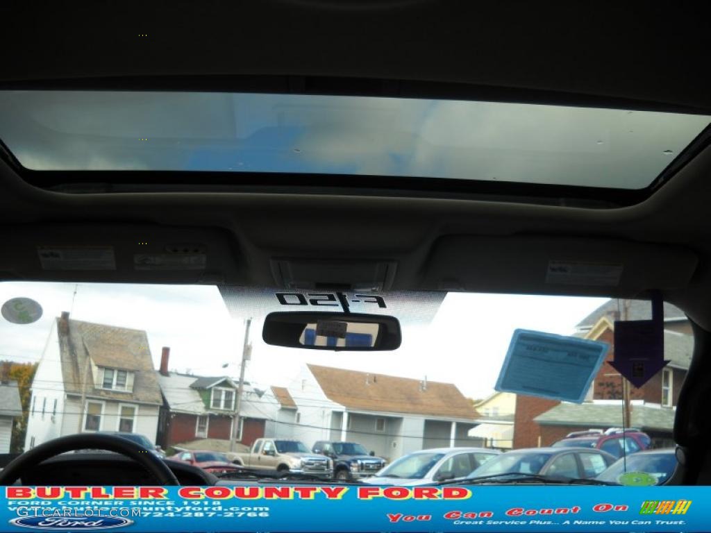 2010 F150 Lariat SuperCrew 4x4 - Tuxedo Black / Black photo #13