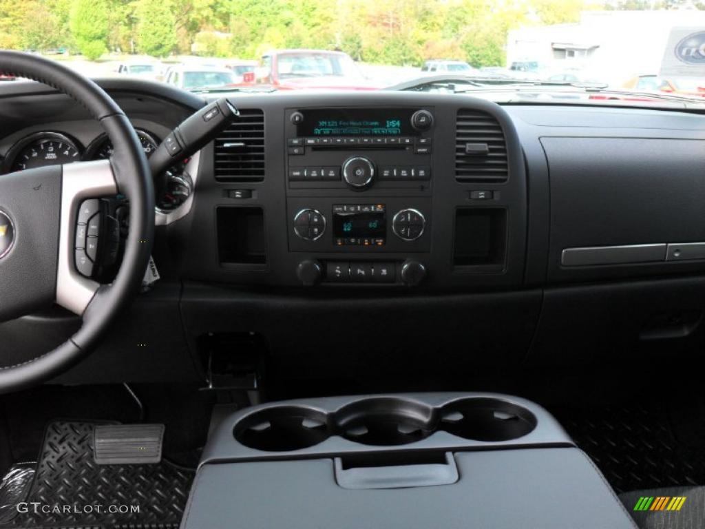 2011 Silverado 1500 LT Crew Cab - Imperial Blue Metallic / Ebony photo #17