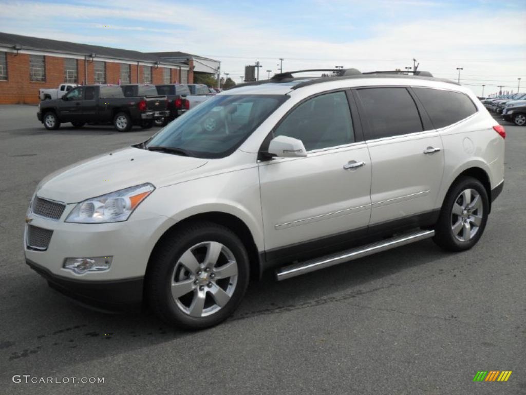 2011 Traverse LTZ - White Diamond Tricoat / Light Gray/Ebony photo #1