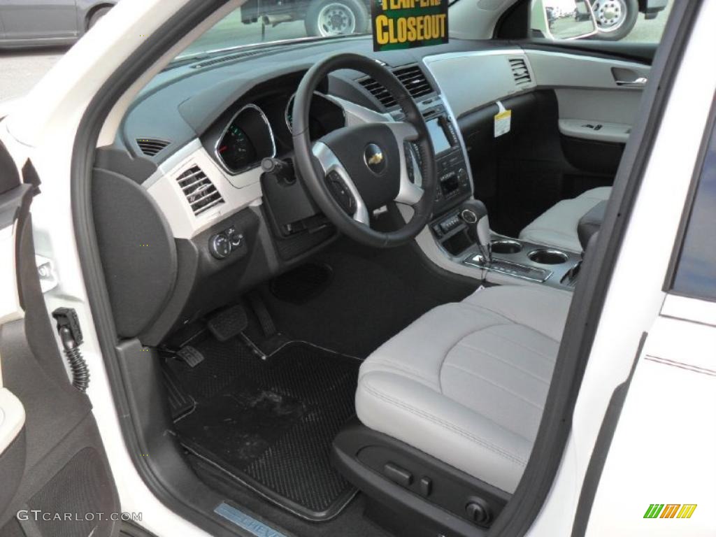 Light Gray/Ebony Interior 2011 Chevrolet Traverse LTZ Photo #38822780