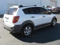 2008 Frosty White Pontiac Vibe   photo #6