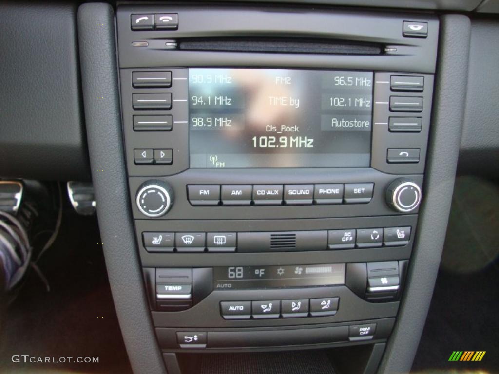 2010 Porsche Boxster S Controls Photo #38823452