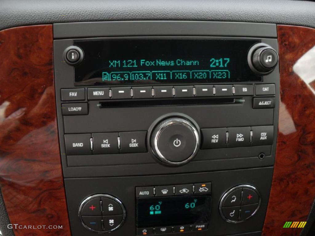 2011 Chevrolet Silverado 2500HD LTZ Extended Cab 4x4 Controls Photo #38825324
