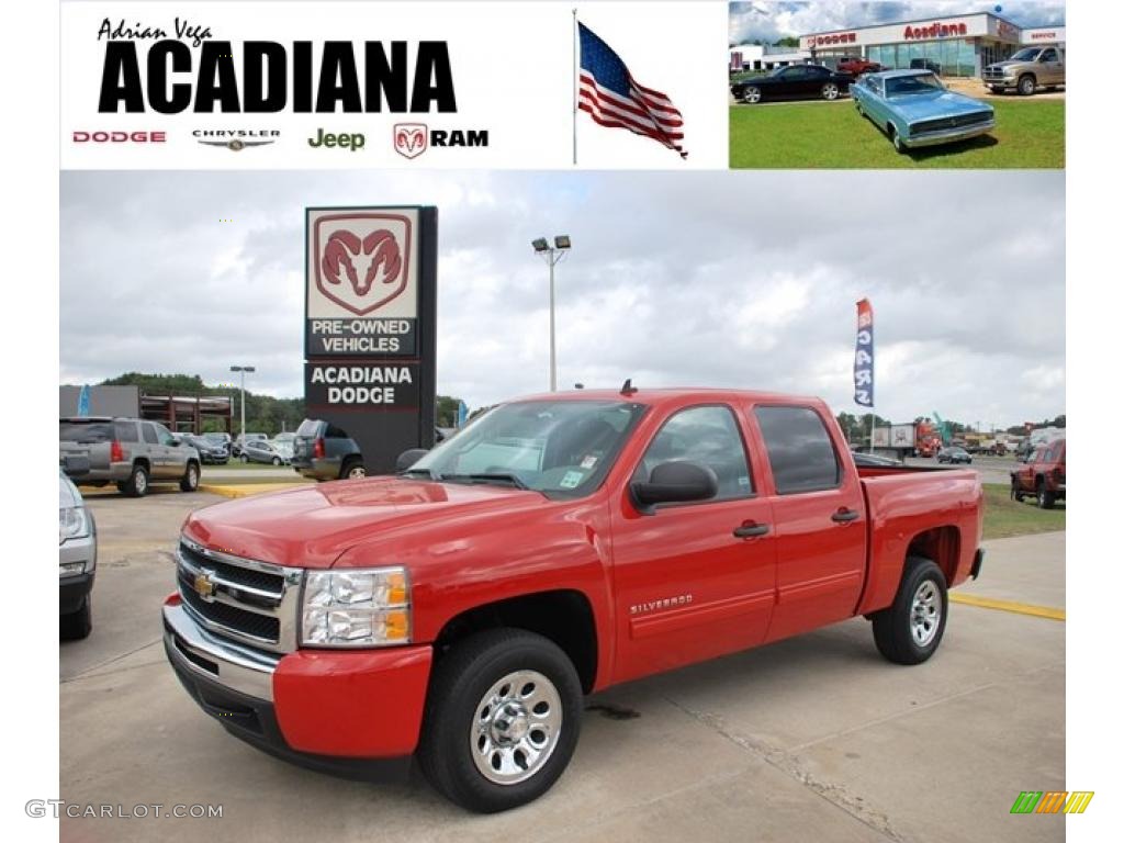 2010 Silverado 1500 LS Crew Cab - Victory Red / Dark Titanium photo #1