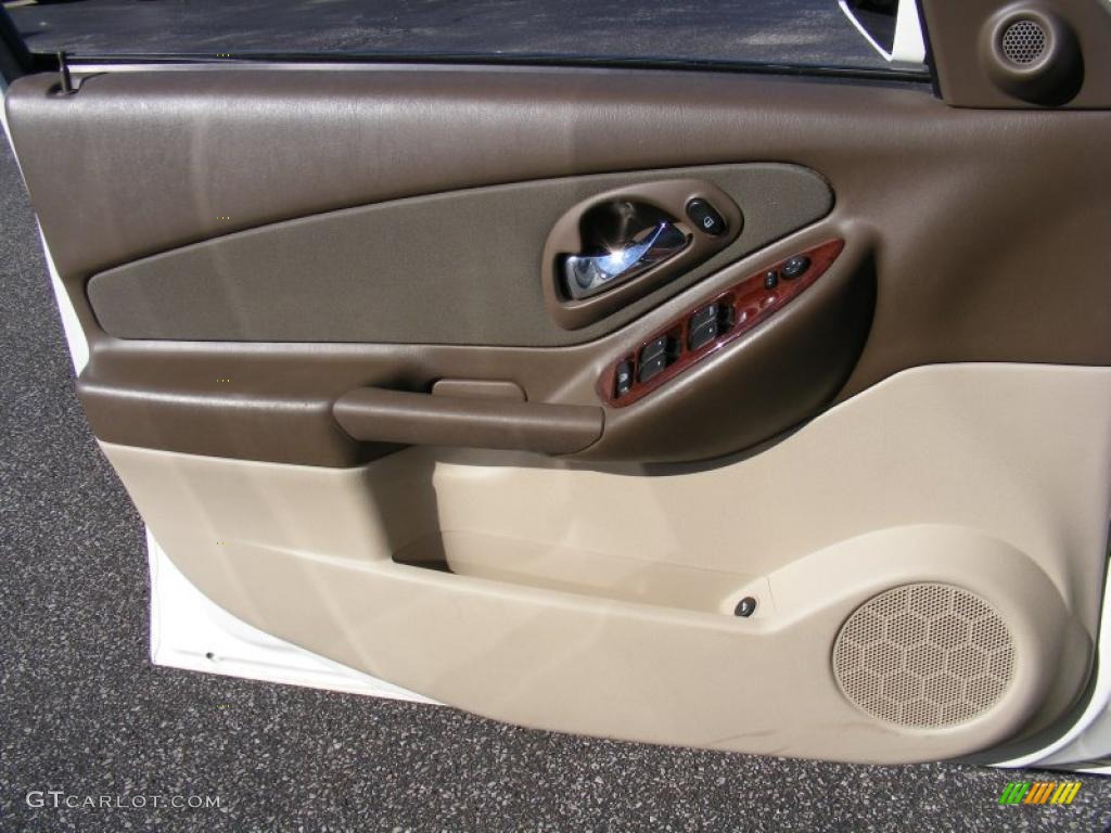 2007 Malibu LT Sedan - White / Cashmere Beige photo #24