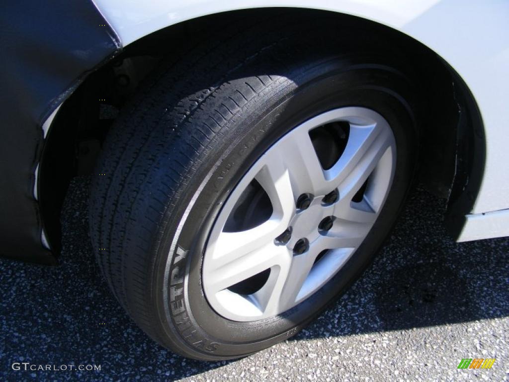 2007 Chevrolet Malibu LT Sedan Wheel Photo #38829704