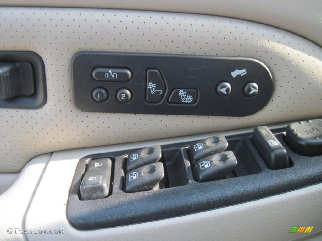 2006 Escalade  - White Diamond / Shale photo #15