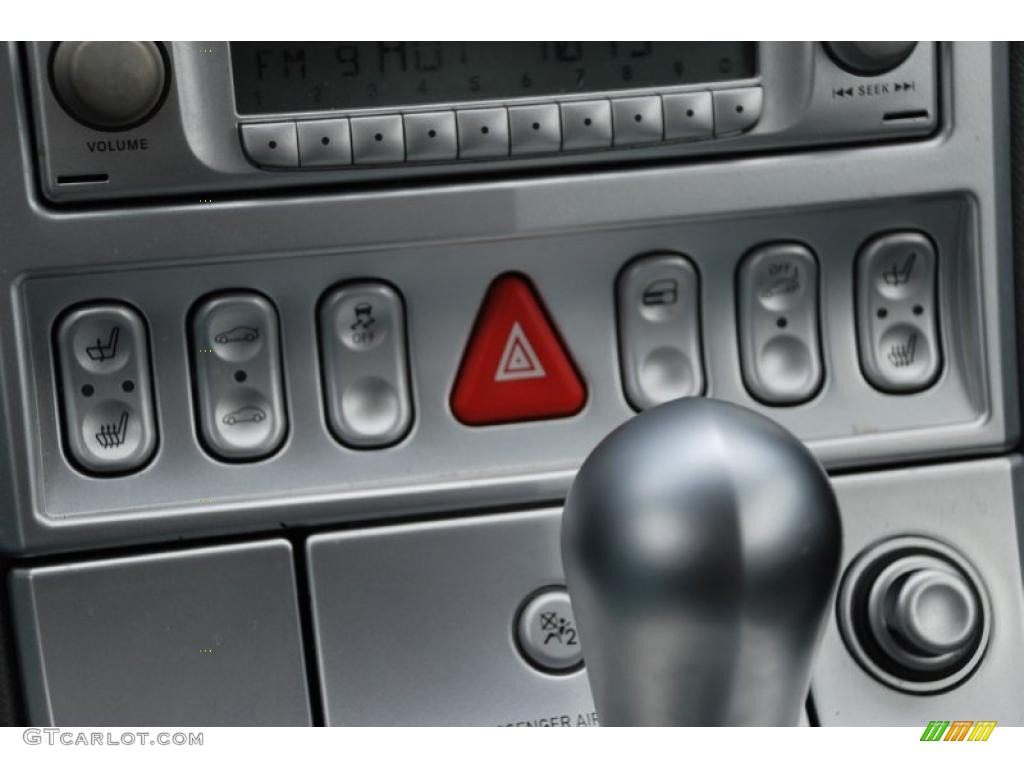 2006 Chrysler Crossfire Limited Coupe Controls Photo #38830512