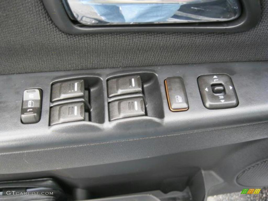 2009 Chevrolet Colorado LT Crew Cab Controls Photo #38831972