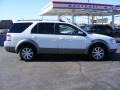 2008 Oxford White Ford Taurus X SEL  photo #6