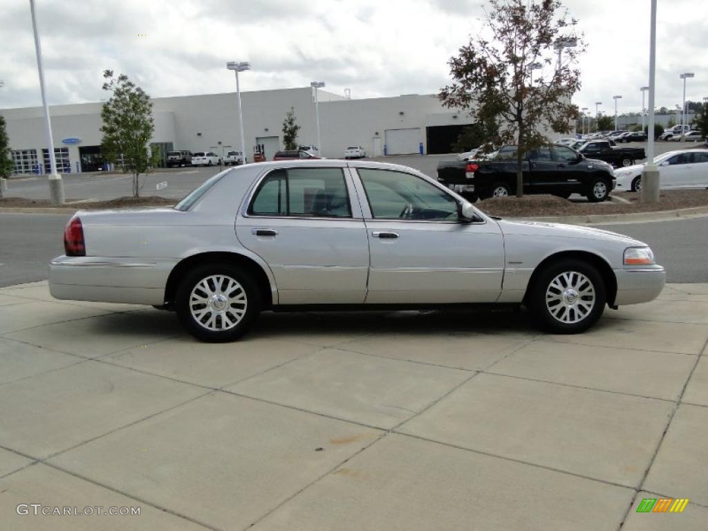 2004 Grand Marquis LS - Silver Birch Metallic / Light Flint photo #4