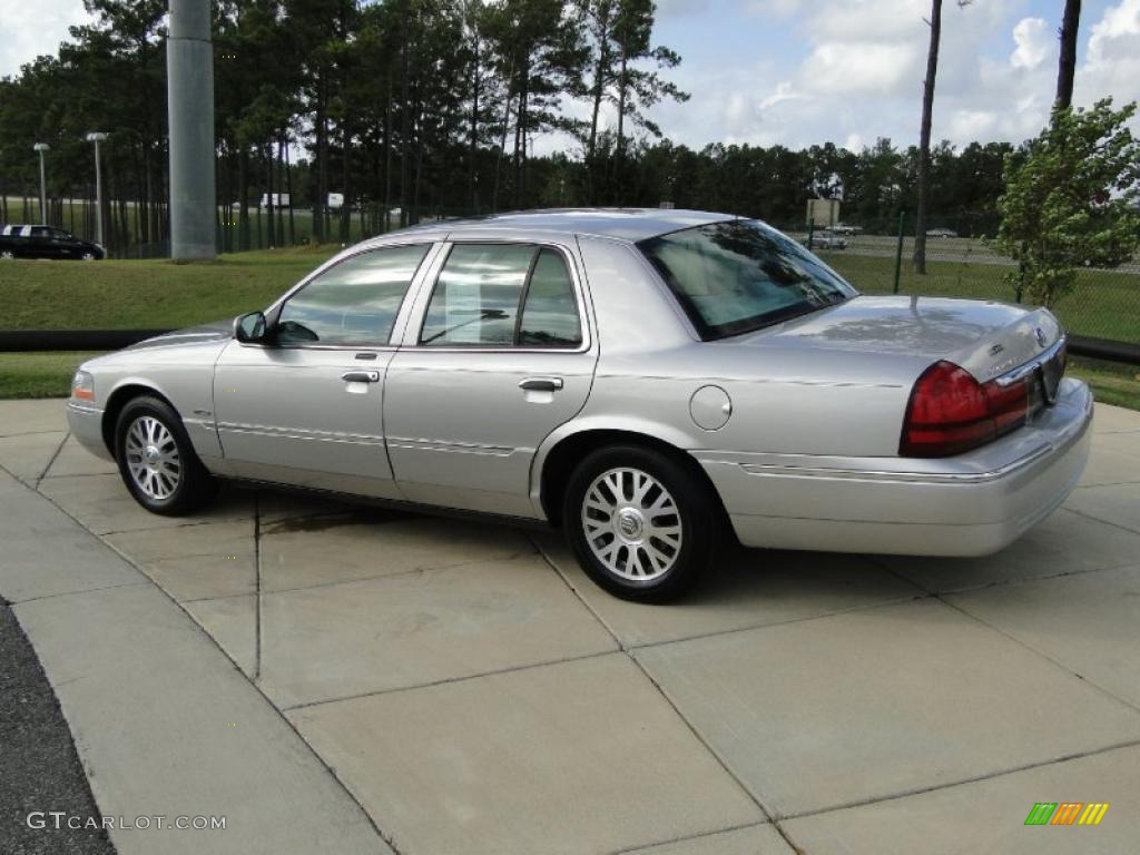 2004 Grand Marquis LS - Silver Birch Metallic / Light Flint photo #8